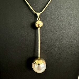 CANVAS Pearl Pendant Statement Necklace Gold Tone 30"